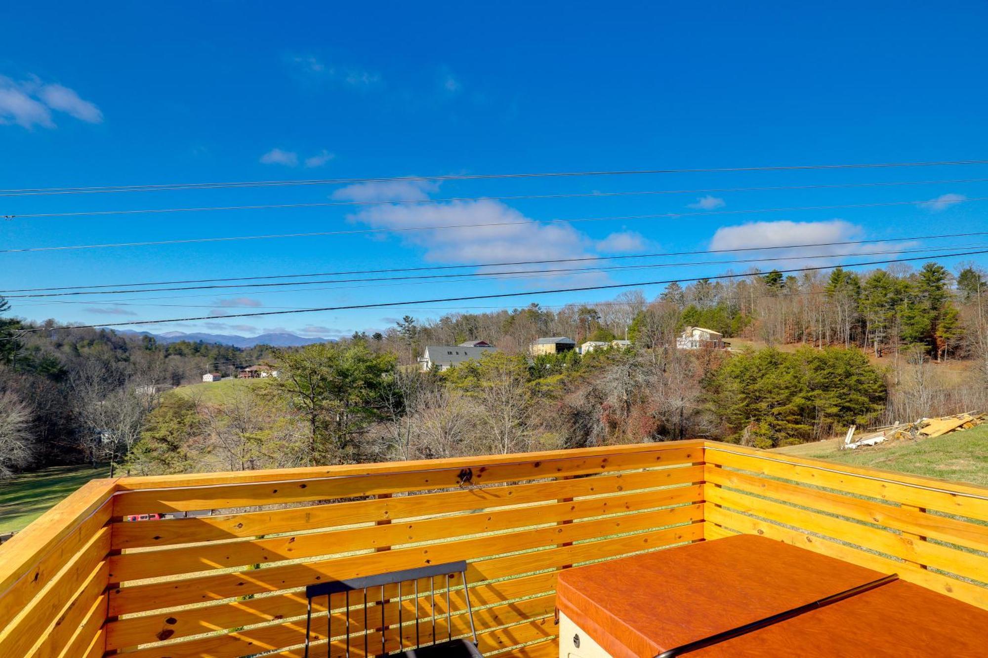 Marshall Studio With Loft, Hot Tub And Views! Luaran gambar